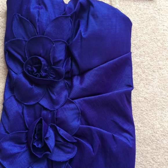 Royal Blue dress with flower detail - Picture 2 of 3